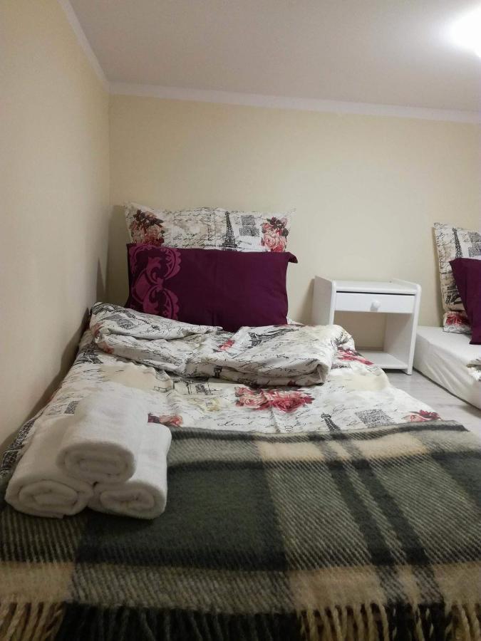 Dobranoc Bed & Breakfast Лодз Екстериор снимка