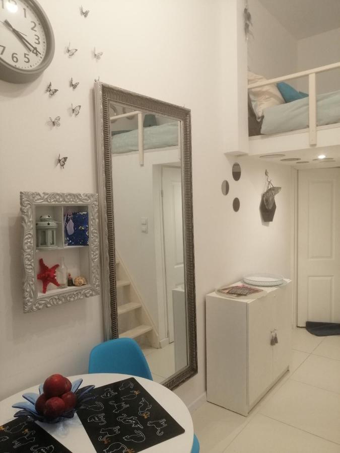 Dobranoc Bed & Breakfast Лодз Екстериор снимка