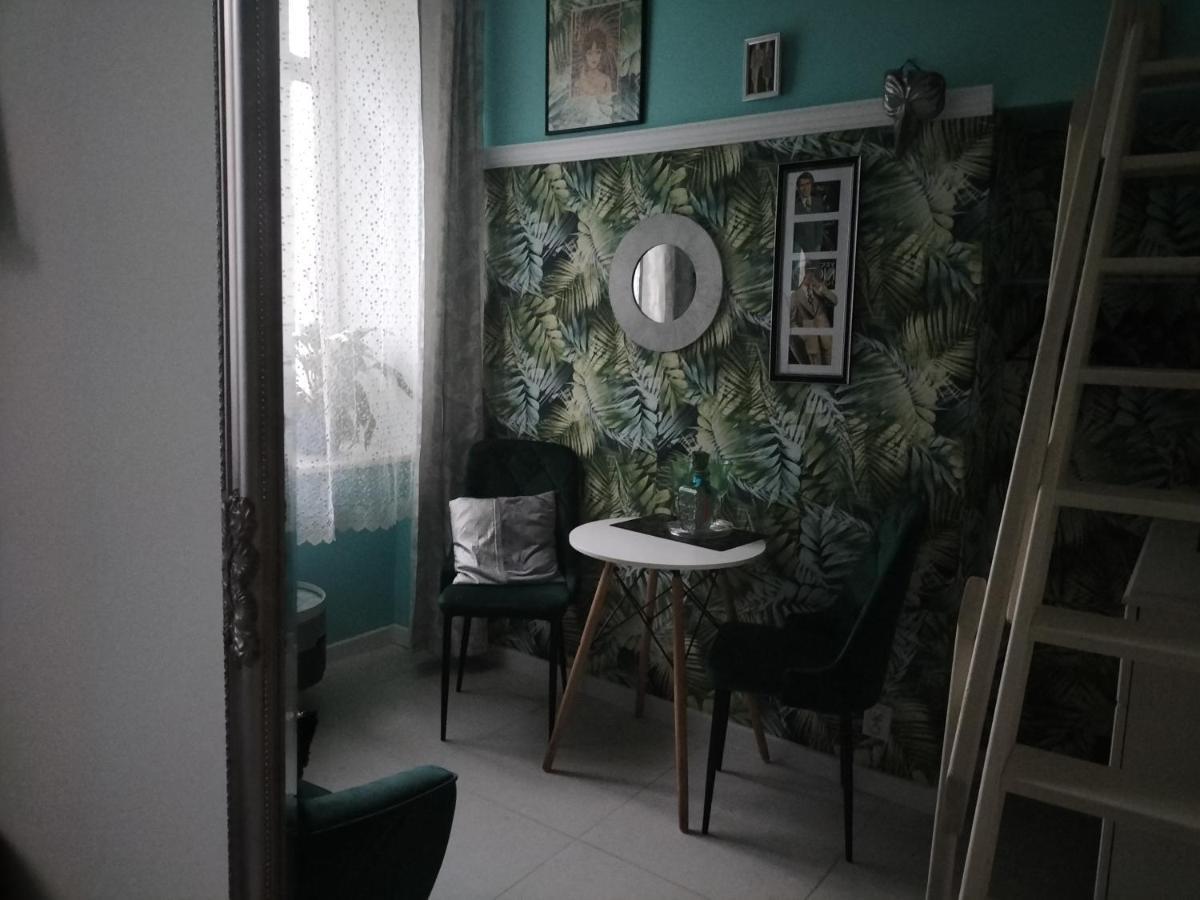Dobranoc Bed & Breakfast Лодз Екстериор снимка